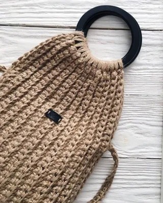Хит сезона — плетеная сумка: 23 стильные модели для любого случая | Bags,  Beach tote bags, Summer bags