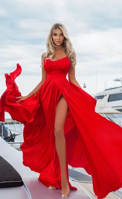 Женщина на максимум: романтичные длинные платья снова в тренде - Стиль  жизни - WomanHit.ru