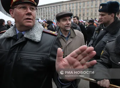 Правозащитник Лев Пономарев вышел на свободу