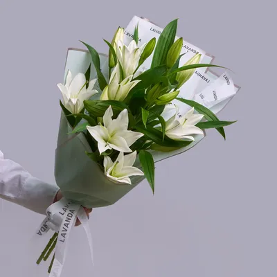 Белые лилии в матовой пленке - купить с доставкой в Омске - Лаванда