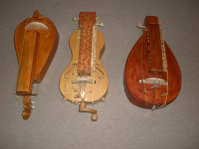 Музыкальный инструмент лира | История инструмента | revmus