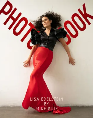Актриса Лиза Эдельштейн в номинированном на Эмми шоу Netflix «Метод Комински» — PhotoBook Magazine