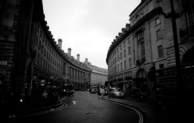 Обои дорога, город, фото, фон, обои, улица, Лондон, здания, дома,  чёрно-белое картинки на рабочий стол, раздел город - скачать