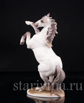 Купить фарфоровую статуэтку Конь на дыбах, Nymphenburg, Германия, сер. 20 в  по низким ценам - Старивина
