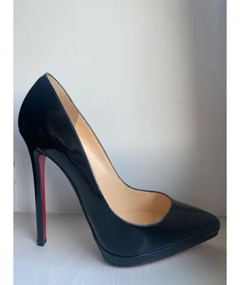 Туфли CHRISTIAN LOUBOUTIN для женщин купить за 24000 руб, арт. 1256854 –  Интернет-магазин Oskelly