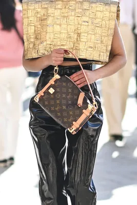 Everything You Need to Know About the Louis Vuitton Neverfull Tote – Love  that Bag etc - Preowned Designer Fashions