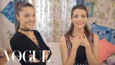 Версия Модная драма: «Оружейный камбио», с Макареной Гомес и Аной Рухас | Модная драма | Vogue Испания