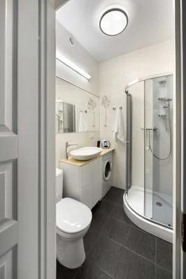 Отличный дизайн 1-комнатной хрущёвки | Small white bathrooms, Bathroom  interior design, Small apartment design