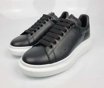 Picked up another pair of Alexander Mcqueen oversized sneakers. They're  honestly some of the most comfortable shoes l've worn after some breaking  in. : r/Sneakers