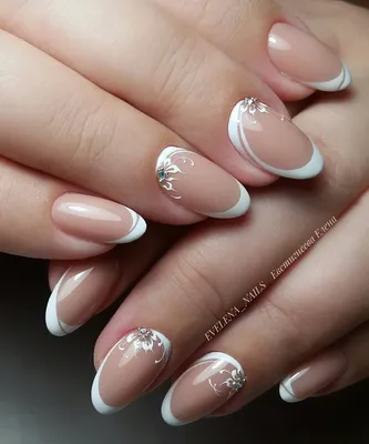 evelena_nails #ногти #маникюр #красивыеногти #красивыйманикюр #френчманикюр  #френч #комбиманикюр #комбиниро… | Bridal nail art, Nail manicure, Bridal  nails designs