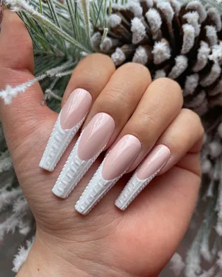 Sweater Nails Are Trending | POPSUGAR Beauty