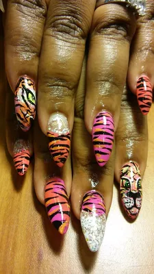 The Untamed Tiger - Press On Nails