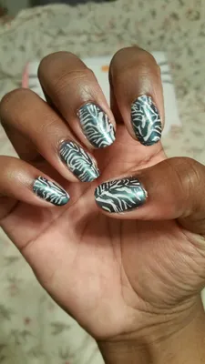 Maryam Maquillage: Summer Nails: Tiger Print + Greek Pattern