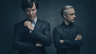 На новом снимке «Шерлока» Бенедикт Камбербэтч и Мартин Фримен находятся в серьезном настроении | Фильмы | %%Название канала%%