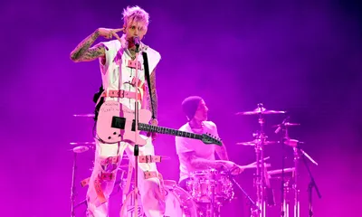 Machine Gun Kelly подтверждает, что выпустит два альбома в 2022 году