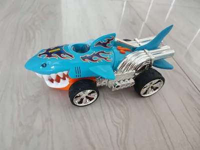 Купить машинка Hot Wheels Shark Bite 5785 DHP30, цены на Мегамаркет