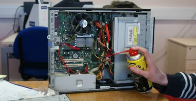 Ремонт материнской платы компьютера после попадания жидкости - Львов Сервис
