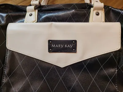 Сумка mary kay мэри кэй мері кей мери кей: 650 грн - сумки средних размеров mary  kay в Львове, объявление №20523664 Клубок (ранее Клумба)