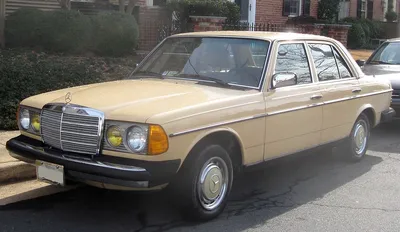 Examining the Mercedes W123 | wthr.com