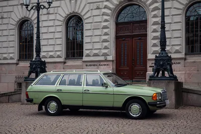 Культ W123 - Отзыв владельца автомобиля Mercedes-Benz W123 1977 года: 230  2.3 MT (109 л.с.) | Авто.ру