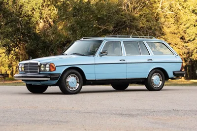 The Mercedes-Benz W123 is all the classic car you'll ever need - Video -  CNET