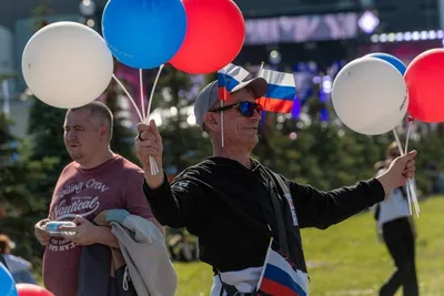 Дворец под школу, релокация баров, пропуска в Кронштадт: Петербург 21 июля  | Деловой Петербург — свежие новости и видео | Дзен