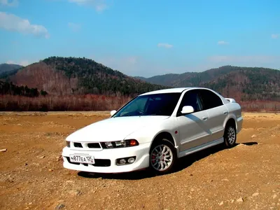 Отзыв о Автомобиль Mitsubishi Galant 8 седан | Последняя акула - элегантный  седан для молодежи