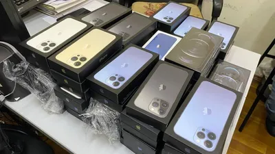 iPhone последних моделей на 8,2 млн сомов не пропустили в КР. Фото -  24.11.2021, Sputnik Кыргызстан
