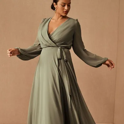 Мода для полных 2021: Стильные платья для женщин после 50 лет с животом