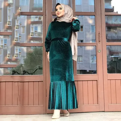 Модные мусульманские платья (69 фото)