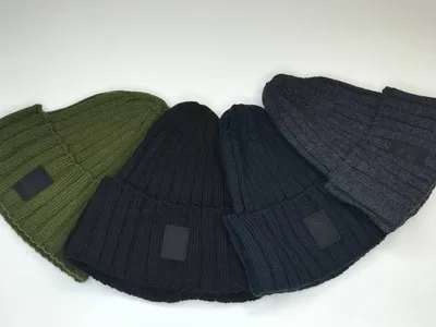 Модные брендовые мужские шляпы и шапки (коллекции 2023 года) - купить с  доставкой в интернет-магазине Gum.ru