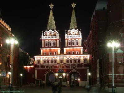 Цифровые фотографии Москвы. Ночная Красная площадь.