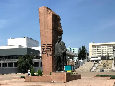 Александрийский столп – история, строительство, легенды | Туры в  Санкт-Петербург