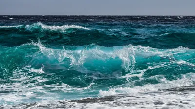 Голубые волны бушуют в море - обои для рабочего стола, картинки, фото