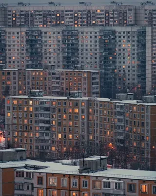 Arseniy Kotov on Instagram: “Yasenevo district Russia, Moscow Population  ~178000 Built in 1970-1990. . #ясенево #yase… | Городская архитектура,  Пейзажи, Архитектура