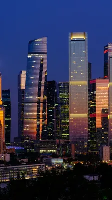 Москва-Сити, небоскребы, ночь Обои 750x1334 iPhone 6, 6s, 7, 8, SE (2020)