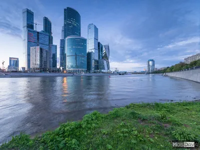 [76+] Москва сити с набережной фото