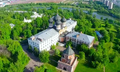 Усадьба Измайлово: история имения Романовых и обзор музейного комплекса