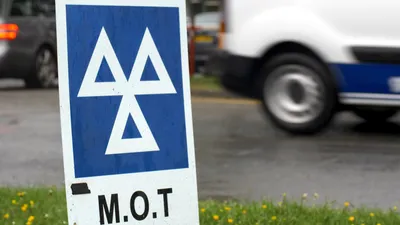 How To Avoid An MOT Test Failure Due To Faulty TPMS | Kwik Fit