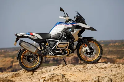 Мотоцикл BMW GS 850 в Санкт-…» — создано в Шедевруме