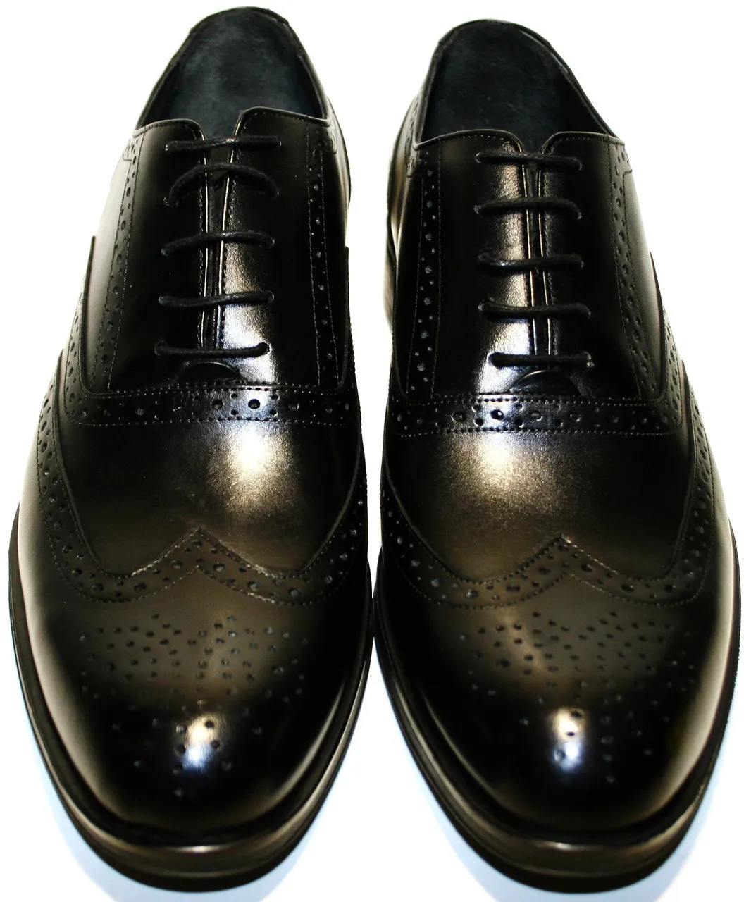 Классические черные туфли мужские
