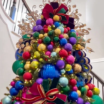 Дизайнерская Елка с Разноцветными шарами Christmas tree colorful balls по  цене 85 400 руб. купить в Москве с доставкой по России | Артикул: 79.026-4  | Loft Concept ⭐