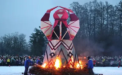 Что нужно делать на Масленицу: приметы и традиции праздника :: Новости ::  ТВ Центр