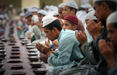 Песни про Рамадан: душевные композиции