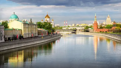 Обои Москва столица России, Кремль, Спасская башня, скачать фото 2560x1440