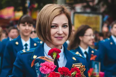 Прекрасная Наталья Поклонская на параде в Симферополе 9 мая | Пикабу