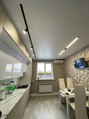Натяжной потолок с ромбом из световых линий | liskipotolki.ru