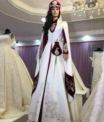 Свадебное платье в национальном стиле