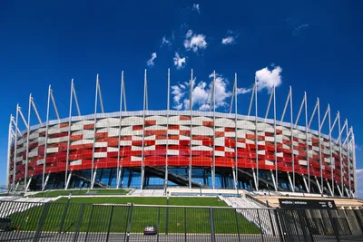 Варшава – уютный футбольный город. Здесь два крутых стадиона, а Левандовски  живет около сталинской высотки - О духе времени - Блоги - Sports.ru
