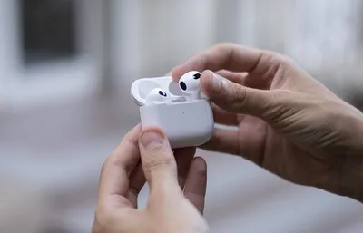 Беспроводные Bluetooth наушники AirPods 2 - купить